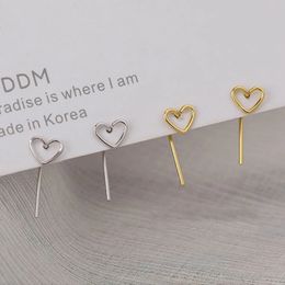 Minimalisme houdt van oorbellen Nieuw Koreaans Temperament Small Heart Studs Oorbellen Simple Fashion Jewelry Girls Party Gift