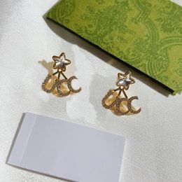Minimalistische Ohrringe für kleine Mädchen, Designer-Ohrringe, Schmuck, modische Atmosphäre, hochwertiger Schmuck, Geschenkbox, Party-Geschenk