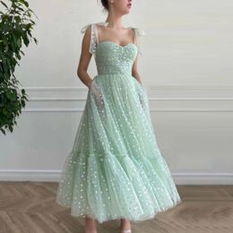 Mint Green Green Hearty Prom Dresses 2021 Corresas de arco atado Cariño Midi Prom Visos Pockets Vestido de fiesta de la noche hasta el té 215Z