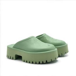 Mint groene buitenstrand slip-on flats slipper ronde teen backless flatform causale muilezels zomer perforat platform vrouwen sandalieën