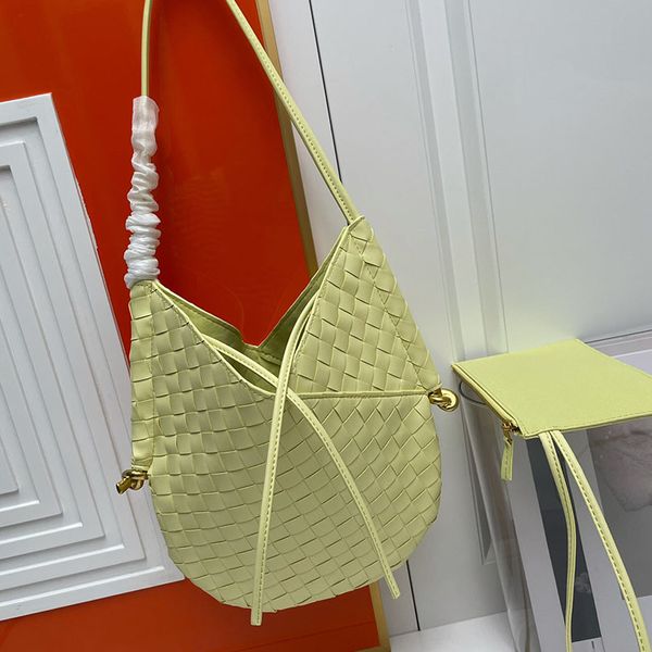 Diseñador de bolsas de playa Solsticio de piel de oveja Intrecciato Bolso de hombro tejido verde Luxury Menores Mujeres para hombres de gran capacidad Compras Multicolor Mano de moda