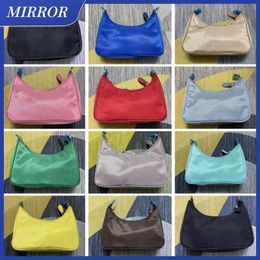 Miroir Top Qualité Classic Designer Portefeuille Ziplan Fashion Lady Poot Sac Prestige Nylon Hobo Messenger Sac En stock