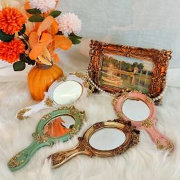 Miroirs Miroir de maquillage sculpté Vintage miroir cosmétique de poche avec poignée miroir de vanité de bureau à domicile Portable pour la décoration de la chambre des femmes