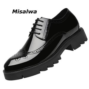 Misalwa Platform Hoge hak 4/7/9 cm Hoogte-toename Casual Mannen Brogue Patent Lederen Schoen Man Oxford Jurk Schoenen Lift Formeel 220318