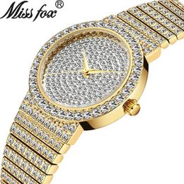 Missfox Top Brand Unique Watch Men 7 mm Ultra mince 30m résistant à l'eau Iced out rond cher 34 mm Slim Man Women Femmes Watch 210222B