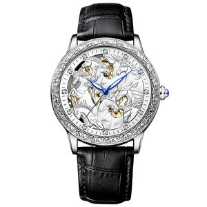 Missie Merk Mens Volledige Functie Stopwatch Zwart Wit Lederen Klok Quartz Geïmporteerd Beweging Diamant Horloge Gift A2