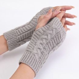 Manoplas de punto Guantes de trenza corta Cloghet Brazo Sin dedos Manoplas de invierno Ers para mujeres Accesorios de moda Entrega de entrega Fas Dhgarden Dha4N