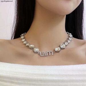 Miu Big and Small Sister Style ~ High Class Full Diamond Party Collarbone Chain Dress ketting Accessoires 2024 00