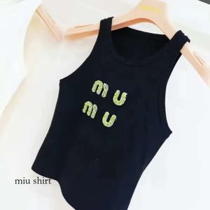 MIU Diseñador THISH THOCHA Mujeres Hot Drill Letters Borded Letters Camiseta para mujer Camiseta Diseñadora Mujeres SEXY Halter Tops Fiesta Crop Summer Backless 503