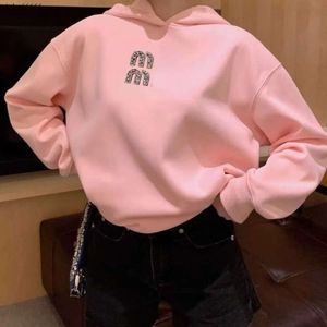 Miu Sweat à capuche Designer Sweatshirt Poitrine Brodée Diamant Lettres Col Rond Pull Femmes Chemise Casual Coton À Capuche Haute Qualité Pull Veste Oversize Tees