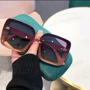 Miu lunettes de soleil à monture large pour femmes été haute couture 2023 nouvelles lunettes de protection UV 400 et lunettes de soleil de protection solaire