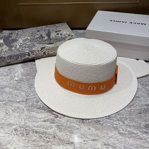 Miu lettre femme Designer bonnet casquette mode polyvalent sortie d'été crème solaire chapeau de plage paille tricoté haut chapeau tendance