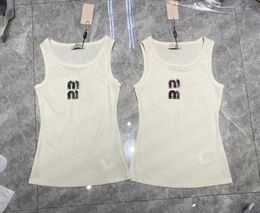 Miu Diseñador para mujer tops letras chaleco de diamantes Camisetas Sin mangas Mujer Tanques de verano Camis Camisetas Chaleco Camisa corta Señora Chalecos delgados Tops de seda de hielo