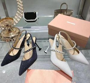 MIU NOUVELLES RHINESTONS Sandales Mary Jane à talons hauts pour femmes ornées de banquet de diamant de vacances en cuir sexy Crystal High talons avec boîte