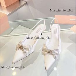 Miui 2024 diamant arc dames mui mui lunettes de soleil chaussures talon nouveau style ruban pointu out dames banquet mariage cristal mui mui talons hauts sandales 187