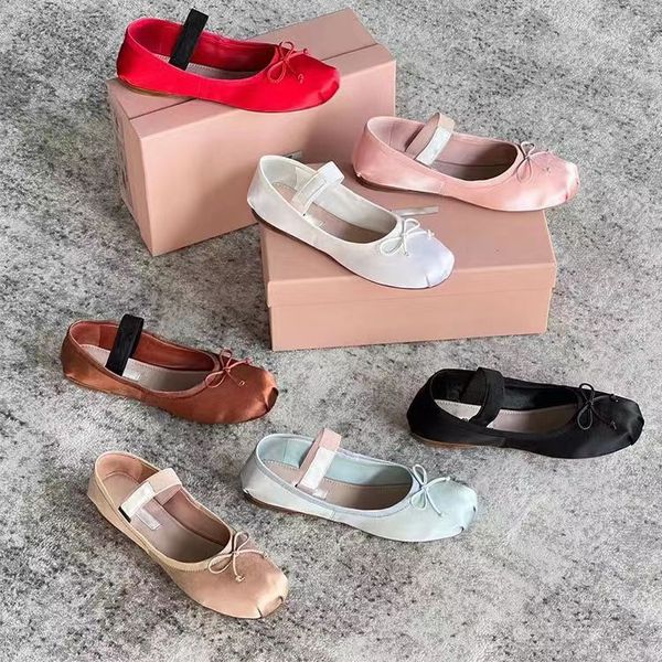 MIUI Ballet Flats Doy Robe Shoe Shoe Silk Dance Shoe With Bow Luxury Sexy Trainers Yoga Shoe Toomne Chaussures Ballerina Intdoor Chaussures For Ladys and Girls