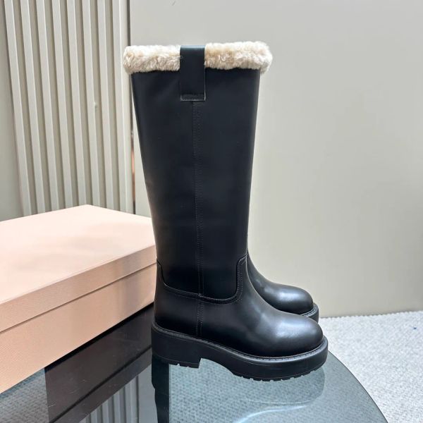 Miui Boots Chunky Cowboy Knight Knee-High Block Talon Cuir Fourn Round Toe Slip-On Tall Riding Boties Femmes Femmes Luxury Designers Fashion Shoes Factory