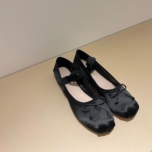 miui platte merknaam strikschoenen onderkant Mary Jane comfortabel luxe eenvoudige stijl elastische dames balletschoenen zwart wit roze grijs rood bruin naakt thuis tn IMV7 miumius