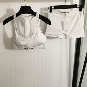 MIUI SPORTS TANG LETTER PRINT Shorts Yoga Tenues Womens Sexy Vest Designer Summer Tracksuit Mui Mui Running Jogger Gym Sportswear 789