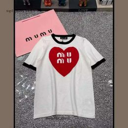 Miumiubag chemise de créateurs pour femmes rende la nouvelle lettre jacquard tricot à manches courtes amoureuses