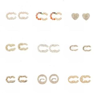 Estilo aleatorio mixto Enviar moda Stud Jewelry Brand 18K chapado en oro Long Dangle Letter Pendientes Mujeres Jewlery Accesorios