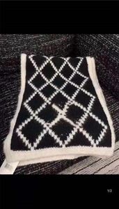 Gemengde stijlen damesmode bedrukte sjaals wraps voor herfst winter warme sectie wraps lange goedkope dames wraps4385835