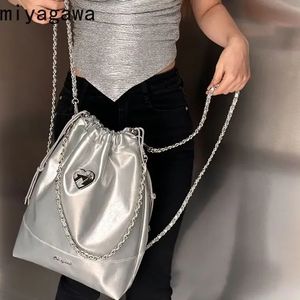 MIYAGAWA DrawString en cuir souple sac à dos One épaule grande capacité Sac polyvalent sac à dos Sac pour femmes 240516