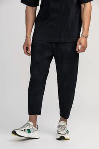Miyake pantalon plissé pantalon hommes vêtements noirs crayon couchés rue crop porte la longueur de la cheville de style japonais 240415