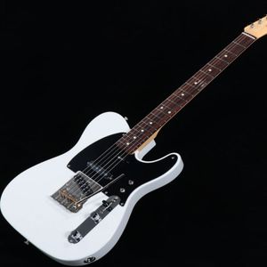 MIYAVI TL Guitare électrique en palissandre blanc arctique comme sur les photos.