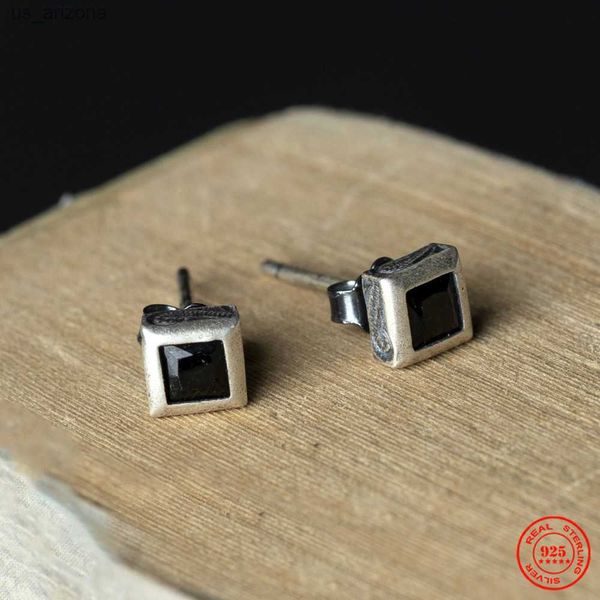 MKENDN, pendientes de tuerca de circonita negra cuadrada Retro de Plata de Ley 925 para hombres y mujeres, joyería de oreja con personalidad, estilo gótico Punk Rock L230620