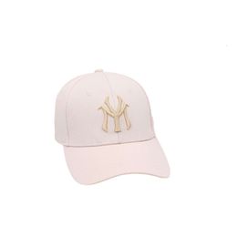 Casquette MLB Bonnet de luxe de qualité supérieure NY Designer Casquette de baseball pour femme Lettre polyvalente brodée Langue de canard Chapeau Couple Chapeau de soleil Ins Show Face Petit chapeau à bord incurvé