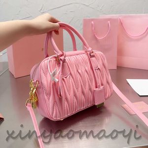 MM Classic Tote Bag, sac tout mignon sac de créateur, logo petits plis, tissu en cuir d'agneau, sac à main pour femme, sac à bandoulière, sac à bandoulière, taille: 25*16 cm 825997