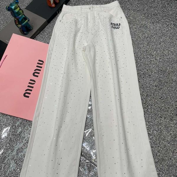 MM Famille 24SS Nouvelle industrie lourde Hot Diamond Craft White Jeans Pantalon à jambe droite