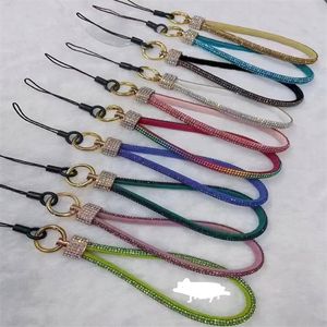 Mobiele telefoon bling lanyard dames luxe volledige diamant hanger anti-lost sling sling korte pols keten telefoon sieraden accessoires starp