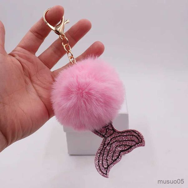 Cadena de teléfono móvil Linda cola de pez Bola de piel Bolsa Llavero Estudiante Mochila Llavero Anillo Colgando Ropa Pluma Colgante Accesorios R231031