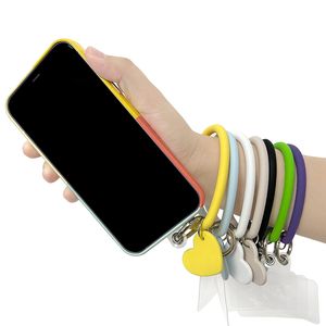 Mobiele telefoon riem liefde hart hanger hanging ring telefoon polsband zachte siliconen lanyard anti-kosten armband voor iPhone samsung