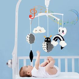 Móviles # Caja de música de animales Cama en blanco y negro Campana de juguete Sonajeros para cuna de bebé Juguetes para bebés de 0 a 12 meses Juguete de relojería infantil Juguetes nacidos móviles 231016