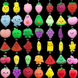 Mochi Squishy Speelgoed Feestartikelen Mini Kawaii Fruit Dinosaurussen Halloween Kerst Patroon Squishies Speelgoed voor Kinderen Gift