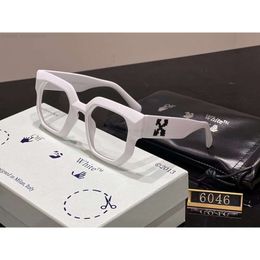 Modo desactivado w Zonnebril Luxe Witte Luxe Ontwerper Voor Heren En Wo-stijl 40001 Mode Klassieke Dikke Plaat Zwart Wit Vierkant Frame Brillenxg1w