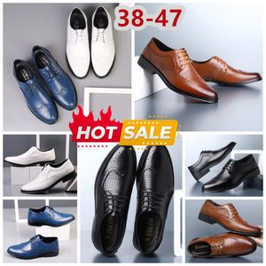 Modèle formel Designer chaussures habillées Mans noir bleu blanc chaussures en cuir bout pointu costume de banquet chaussures de créateur d'affaires pour hommes EUR 38-47