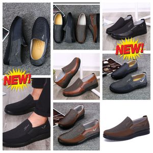 Modèle Designers formels Gai Man Shoes Black Points Toe Banquets de fête Convient Men Business Talons Designer Shoe Brewable Shoe 38-50 Softs