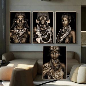 Affiches et imprimés d'art africain Tribal noir, peintures sur toile de femme, images d'art murales pour décoration de salon, Cuad255c