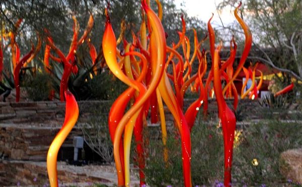 Decoración de arte moderno Lámparas para exteriores Escultura Orrange Rojo Amarillo Color Estilo Soplado a mano Murano Glass Sulpture para jardín 8671206