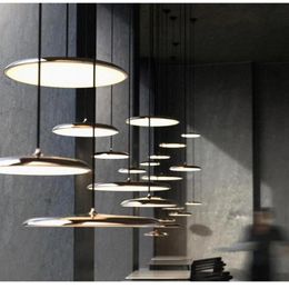Moderne Art Design UFO Disque LED Lustre Pour Restaurant Salon Chambre Table Étude Bar El Suspension Lumière Pendentif Lampes242Q