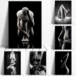 Cartel de arte desnudo en blanco y negro moderno Impresión Sexy Girl Vine Glass Glass Arte de arte Fotos Decoración del hogar del baño