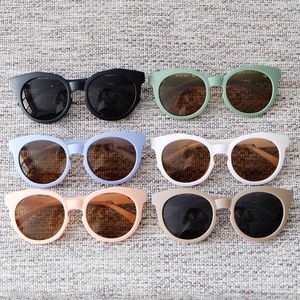 Las gafas modernas de la fábrica de los niños embroma las gafas de sol redondas de los ojos de gato de la moda del tamaño