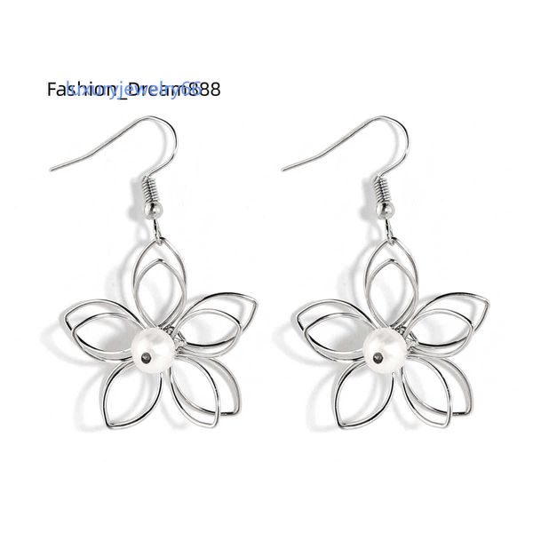 Boucles d'oreilles modernes mignonnes de fleurs mignonnes pacifiques bijoux artificiels pour les filles