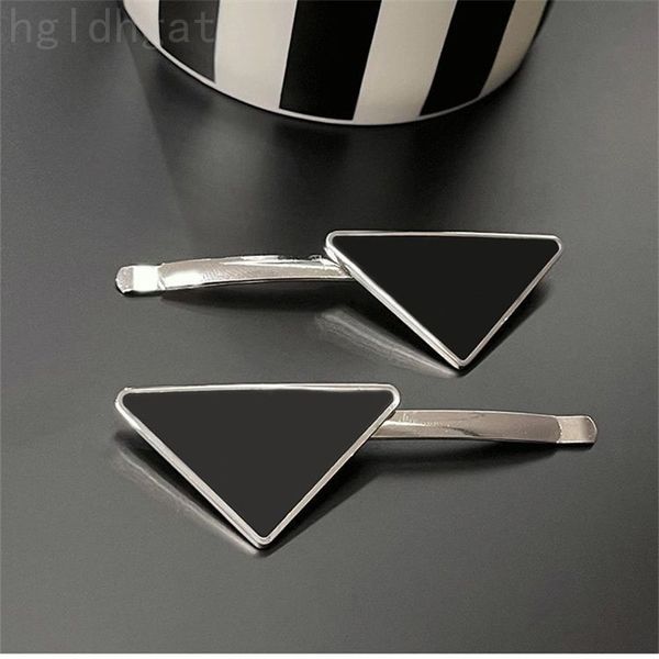 Pince à cheveux de luxe en émail triangle de styliste moderne, sans nickel, pour fête d'anniversaire, drôle en alliage plaqué argent, décoration, accessoires de mode, ZB046