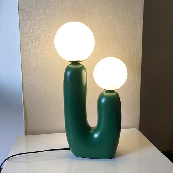 Lámpara de escritorio de resina 3D para dormitorio, lámpara de noche Lunar creativa de cristal moderna, decoración de estudio nórdico, accesorio de iluminación de tendencia