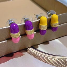 Bijoux modernes émail couleur pilules capsules boucles d'oreilles Senior sens populaire haute qualité en laiton couleur or femmes clous d'oreilles